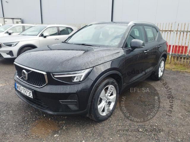 1 - Volvo  XC40 B3 Core aut 2022r. WND1973C Pojazd znajduje się w firmie ARCTOS GROUP sp. z o.o. Al. Krakowska 7, 02-183 Warszawa