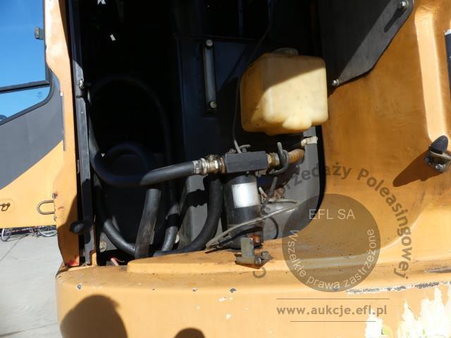 25 - Koparka kołowa CASE WX125  2005r.