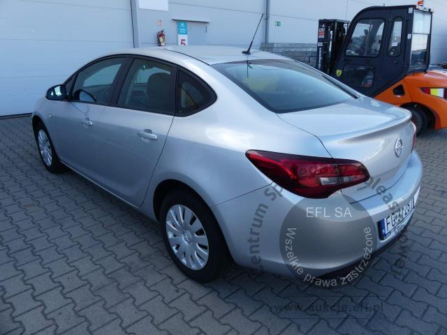 12 - OPEL ASTRA 1.4 TURBO LPG SEDAN 2018r.