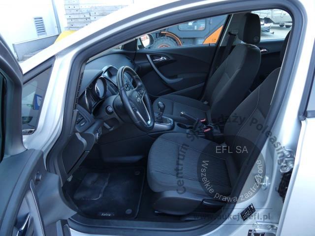 7 - OPEL ASTRA 1.4 TURBO LPG SEDAN 2018r.