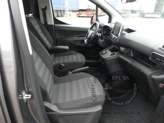 6 - Opel COMBO LIFE 1.5 DIESEL AUTOMAT 2019r.