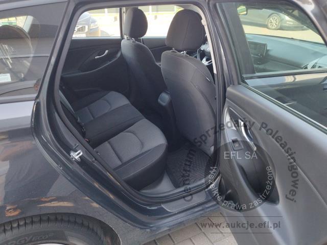 8 - Hyundai i30 1.6 D Classic + DCT Kombi 2021r. WW752ST UWAGA!! Pojazd znajduje się w lokalizacji: Janki, Al. Krakowska 52, 05-090 Janki