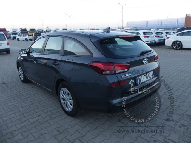12 - HYUNDAI  I30 1.6 CRDI DCT KOMBI 2021r.