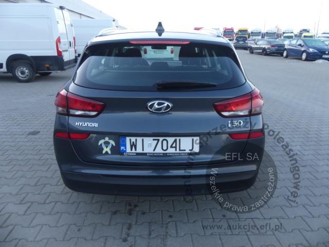 13 - HYUNDAI  I30 1.6 CRDI DCT KOMBI 2021r.