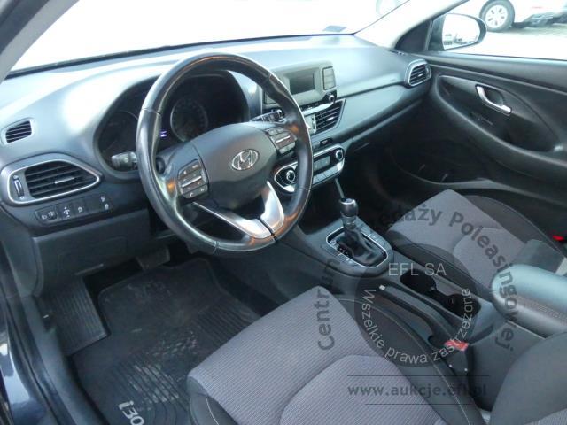 8 - HYUNDAI  I30 1.6 CRDI DCT KOMBI 2021r.