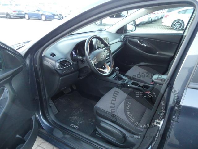 9 - HYUNDAI  I30 1.6 CRDI DCT KOMBI 2021r.