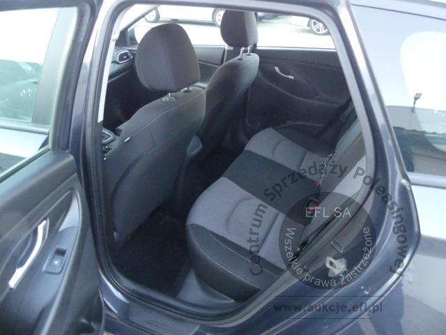 10 - HYUNDAI  I30 1.6 CRDI DCT KOMBI 2021r.