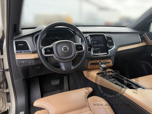 9 - VOLVO XC90 D5 INSCRIPTION AWD 2018r.