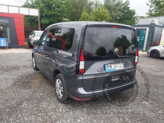4 - Volkswagen  Caddy  2023r. DW3VT23 Pojazd znajduje się w firmie ARCTOS GROUP sp. z o.o. Al. Krakowska 7, 02-183 Warszawa