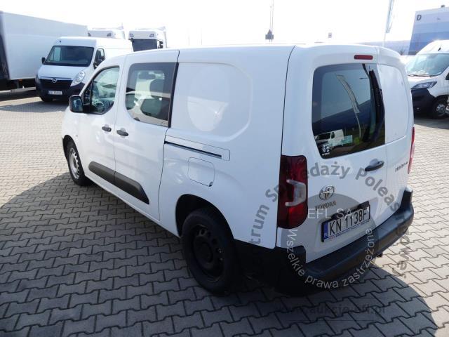 13 - TOYOTA PROACE CITY 1.5 D-4D 130KM 2020r.