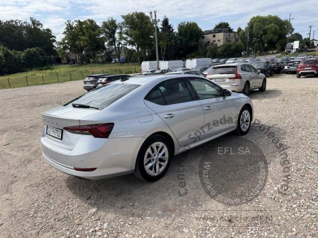 4 - Skoda Octavia 1.5 TSI ACT Ambition 2023r. GD7H702 Pojazd znajduje się w firmie MDM AUTO sp. z o.o. ul. Zawodników 1, 80-729 Gdańsk