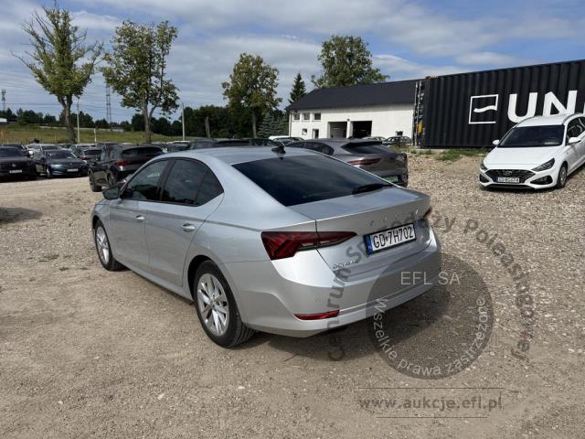 7 - Skoda Octavia 1.5 TSI ACT Ambition 2023r. GD7H702 Pojazd znajduje się w firmie MDM AUTO sp. z o.o. ul. Zawodników 1, 80-729 Gdańsk