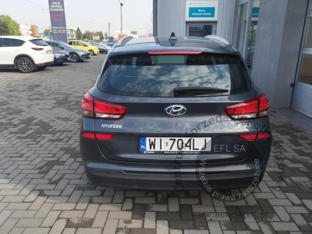 6 - Hyundai i30 1.6 D Classic + DCT Kombi 2021r. WI704LJ
  UWAGA!! Pojazd znajduje się w lokalizacji: Janki, Al. Krakowska 52, 05-090 Janki