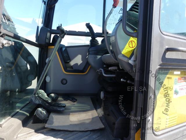 12 - Koparka gąsienicowa VOLVO ECR88D 2018r.