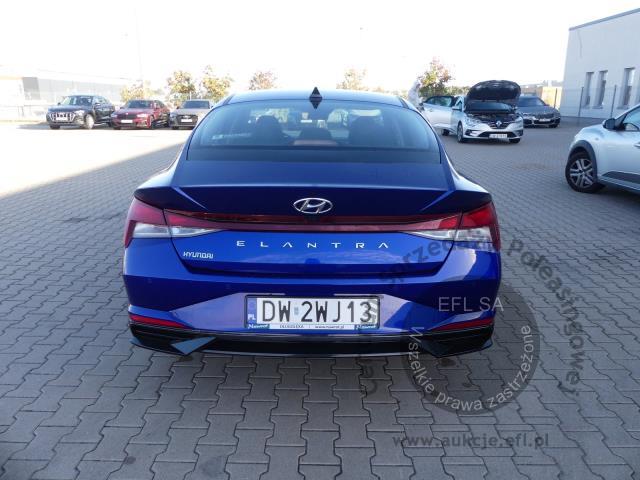 4 - Hyundai Elantra 1.6 Smart CVT Sedan 2023r. DW2WJ13 Magnice