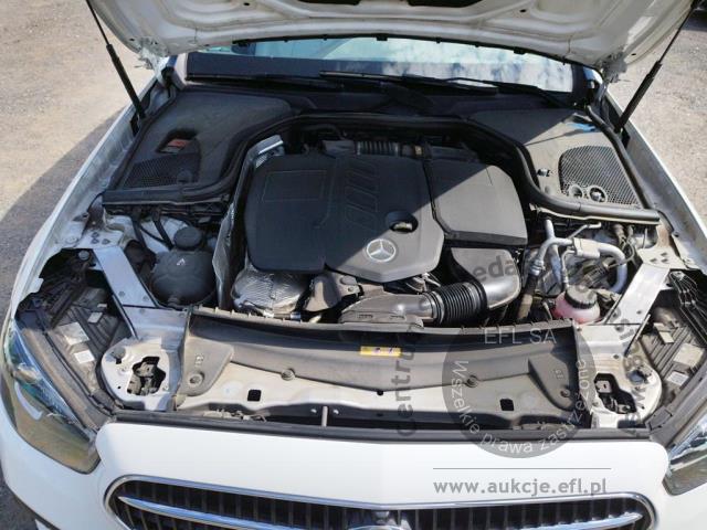 13 - Mercedes  E Klasa 2022r. WW653SY Pojazd znajduje się w firmie ARCTOS GROUP sp. z o.o. Al. Krakowska 7, 02-183 Warszawa