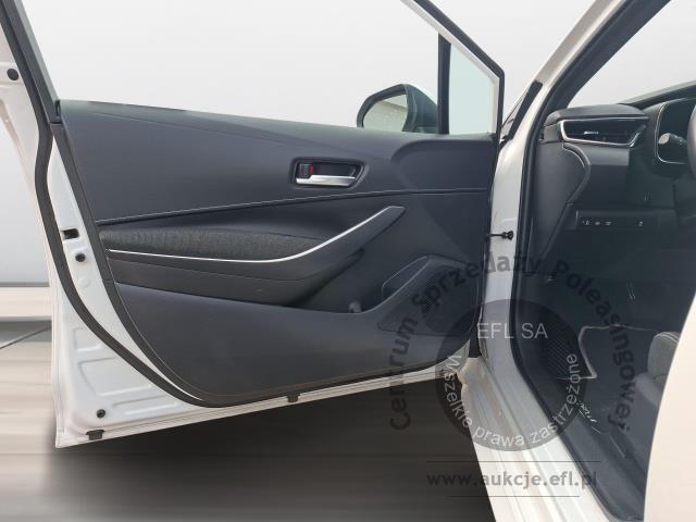 8 - TOYOTA COROLLA 1,8 VVT-I+H E-CVT 2023r.