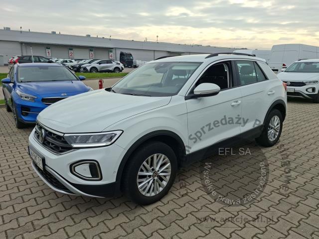 1 - Volkswagen T-ROC 1.5 TSI Life Hatchback 2023r. DW8WC01 UWAGA!! Pojazd znajduje się w firmie Arctos Sp. z o.o. Warszawa, Al. Krakowska 7, 02-183 Warszawa