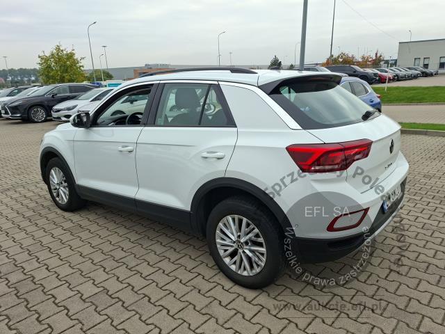 4 - Volkswagen T-ROC 1.5 TSI Life Hatchback 2023r. DW8WC01 UWAGA!! Pojazd znajduje się w firmie Arctos Sp. z o.o. Warszawa, Al. Krakowska 7, 02-183 Warszawa