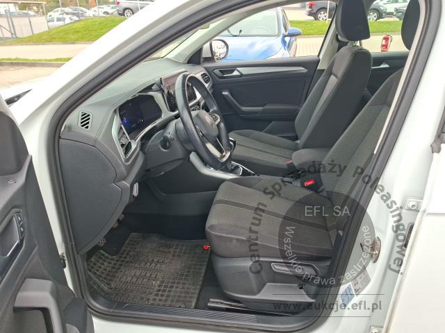 7 - Volkswagen T-ROC 1.5 TSI Life Hatchback 2023r. DW8WC01 UWAGA!! Pojazd znajduje się w firmie Arctos Sp. z o.o. Warszawa, Al. Krakowska 7, 02-183 Warszawa