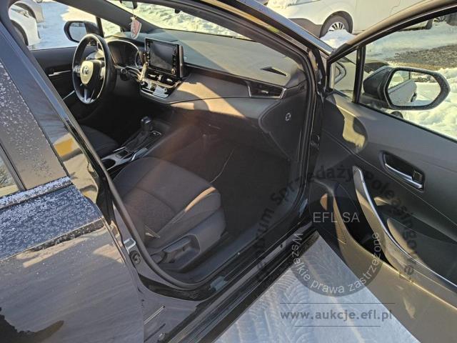 8 - Toyota  Corolla USZKODZONA 2021r. WND4262A Pojazd znajduje się w firmie ARCTOS GROUP sp. z o.o. Al. Krakowska 7, 02-183 Warszawa