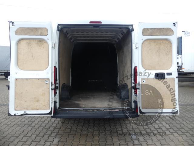 13 - PEUGEOT BOXER 2.0 130KM FURGON 2016r.
