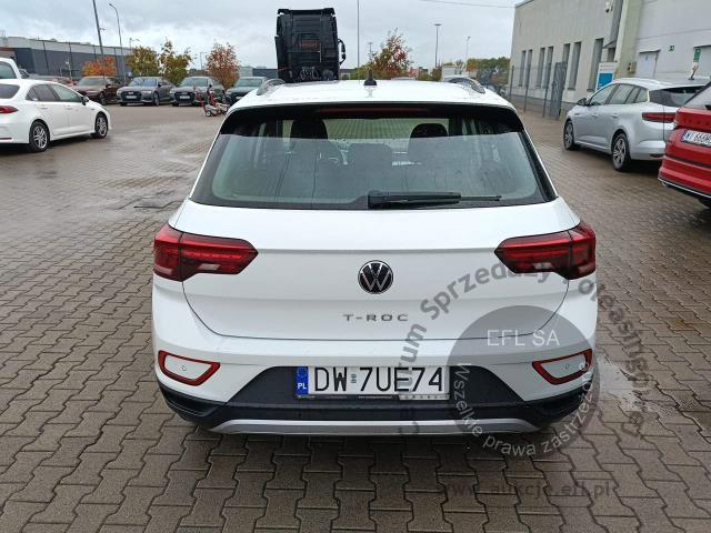 5 - Volkswagen T-ROC 1.5 TSI Life Hatchback 2023r. DW7UE74 UWAGA!! Pojazd znajduje się w firmie Arctos Sp. z o.o. Warszawa, Al. Krakowska 7, 02-183 Warszawa