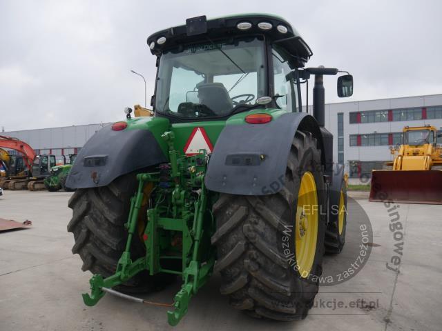 6 - Ciągnik rolniczy JOHN DEERE 8370R 2015r.