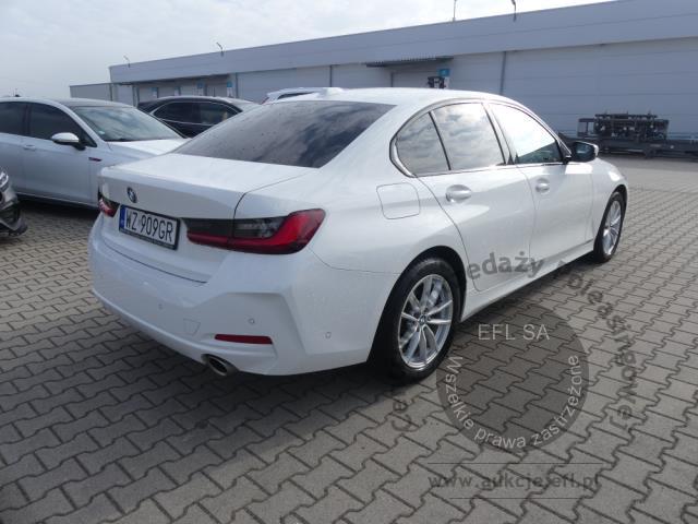 16 - BMW 320I AUTOMAT SEDAN 2022r.