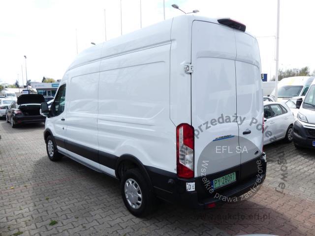 4 - Ford E-Transit 350 L3H3 RWD Van 2022r. PY28097 Pojazd znajduje się w firmie AUTO MOTO CENTRUM sp. z o.o. ul. Ostrowska 328 (przy Trasie Katowickiej) 61-312 Poznań