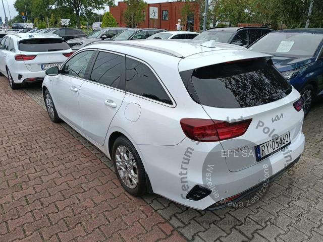 2 - Kia Ceed 1.5 T-GDI M Kombi 2022r. PY05460 UWAGA!! Pojazd znajduje się w firmie AUTO MOTO CENTRUM sp. z o.o. ul. Ostrowska 328 (przy Trasie Katowickiej) 61-312 Poznań