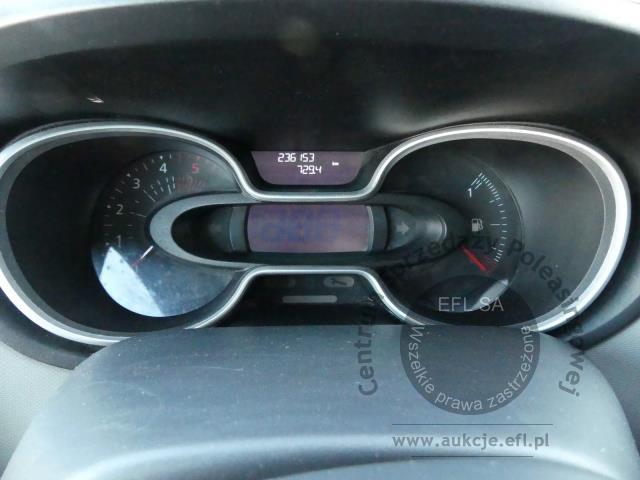 5 - RENAULT TRAFIC 1.6 DCI 121KM FURGON 2018r.
