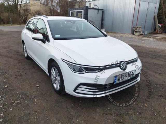 4 - Volkswagen Golf VIII 1.5 TSI EVO Life Komb  2022r. WND9104A Pojazd znajduje się w firmie ARCTOS GROUP sp. z o.o. Al. Krakowska 7, 02-183 Warszawa