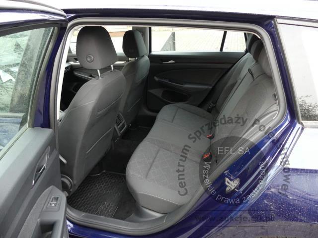 6 - Volkswagen Golf VIII 2.0 TDI Life 2023r. PY29531 UWAGA!! Pojazd znajduje się w firmie AUTO MOTO CENTRUM sp. z o.o. ul. Ostrowska 328 (przy Trasie Katowickiej) 61-312 Poznań