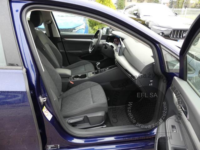 9 - Volkswagen Golf VIII 2.0 TDI Life 2023r. PY29531 UWAGA!! Pojazd znajduje się w firmie AUTO MOTO CENTRUM sp. z o.o. ul. Ostrowska 328 (przy Trasie Katowickiej) 61-312 Poznań