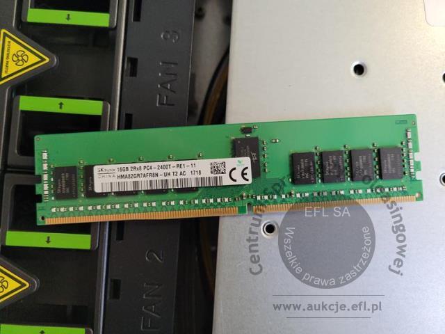 7 - Serwer Fujitsu D30