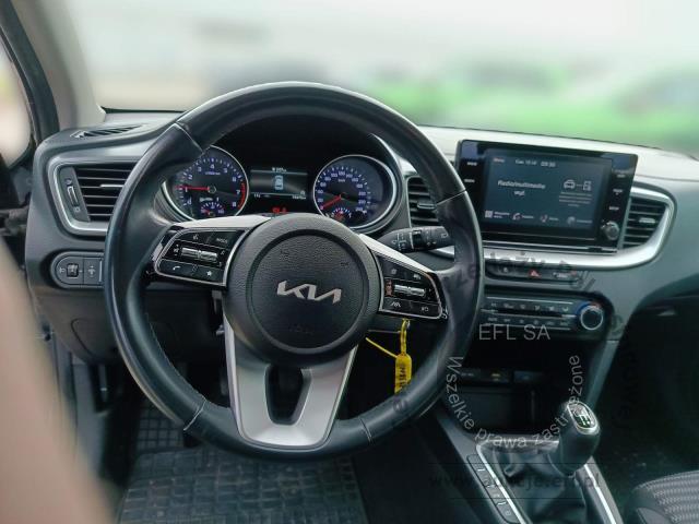 12 - EFL FINANCE KIA CEED 1.0 120KM HATCHBACK 2022r.