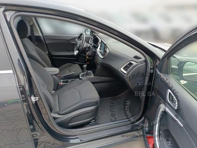 18 - EFL FINANCE KIA CEED 1.0 120KM HATCHBACK 2022r.