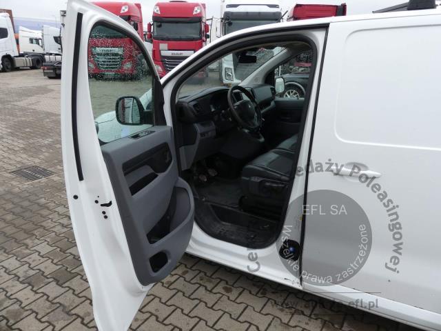 7 - PEUGEOT EXPERT 1.6 115KM FURGON 2018r.