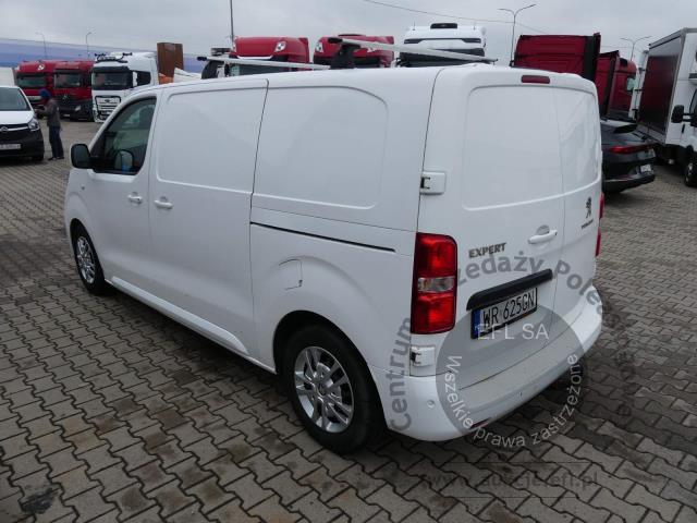 10 - PEUGEOT EXPERT 1.6 115KM FURGON 2018r.