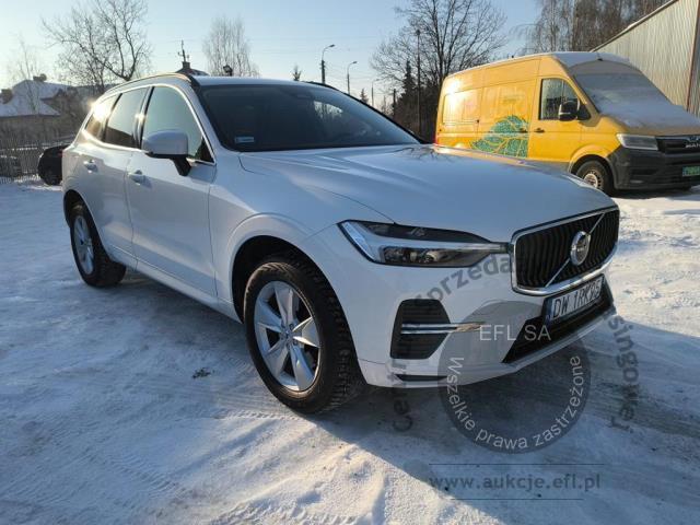 5 - Volvo XC 60 B4 D AWD Momentum Pro aut Kombi  2021r. DW1RK95 Pojazd znajduje się w firmie ARCTOS GROUP sp. z o.o. Al. Krakowska 7, 02-183 Warszawa