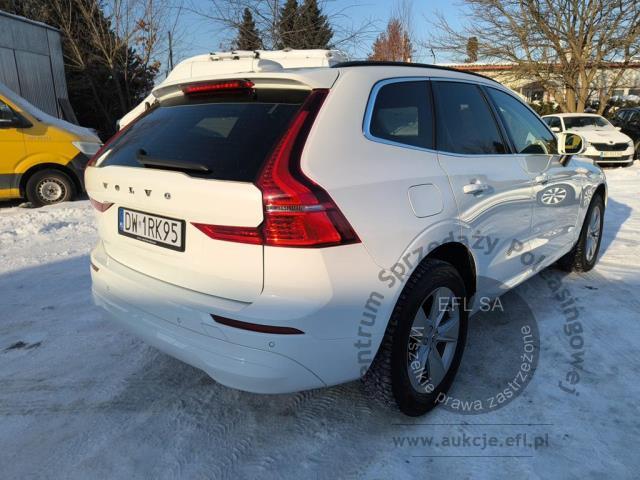 6 - Volvo XC 60 B4 D AWD Momentum Pro aut Kombi  2021r. DW1RK95 Pojazd znajduje się w firmie ARCTOS GROUP sp. z o.o. Al. Krakowska 7, 02-183 Warszawa