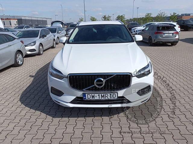 2 - VOLVO XC60 B4 B Momentum 2.0 197KM 2021r. DW1MR10 Magnice