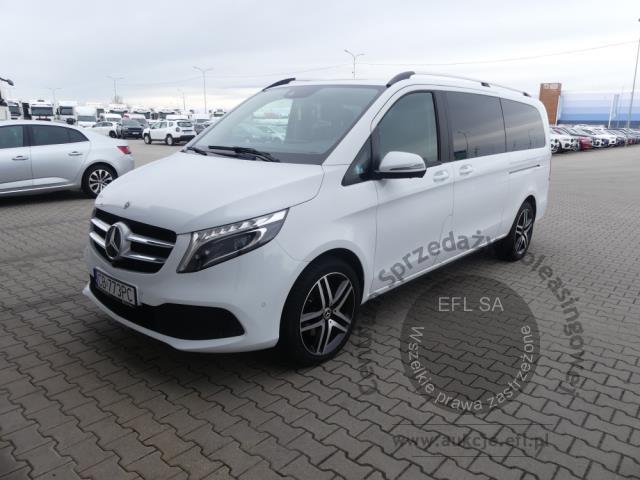 1 - MERCEDES-BENZ V-KLASSE 300D 4MATIC 2022r.