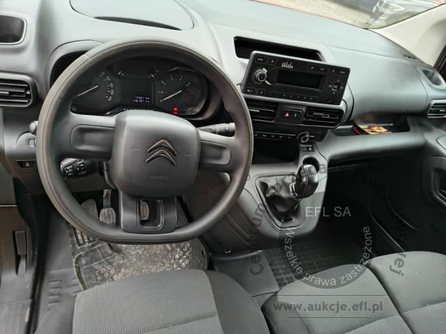 11 - Citroen Berlingo Van 1.5 BlueHDi M Clu 2021r. WW528SM UWAGA!! Pojazd znajduje się w firmie Arctos Sp. z o.o. Warszawa, Al. Krakowska 7, 02-183 Warszawa