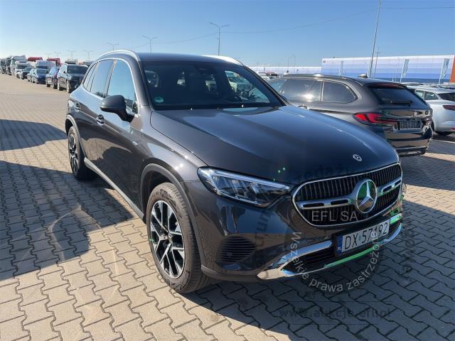 5 - Mercedes - Benz GLC 300 DE 4-MATIC AVANTGARDE 2025r. DX57192 Magnice