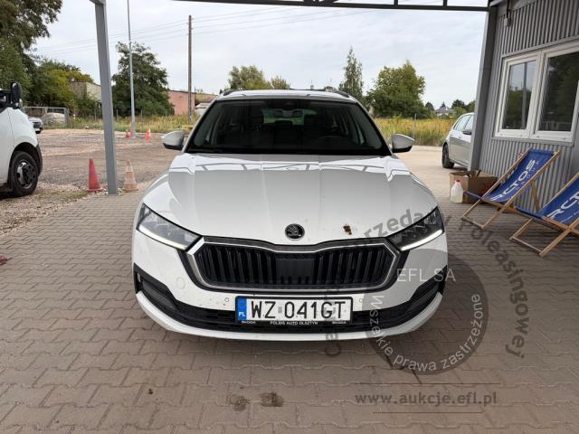 2 - Skoda Octavia 2.0 TDI Ambition DSG 2023r. WZ041GT Pojazd znajduje się w firmie ARCTOS GROUP sp. z o.o. Al. Krakowska 7, 02-183 Warszawa