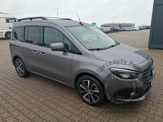 2 - Mercedes T klasa T 180 d Progressive Aut. 2023r. Magnice DW1VP67