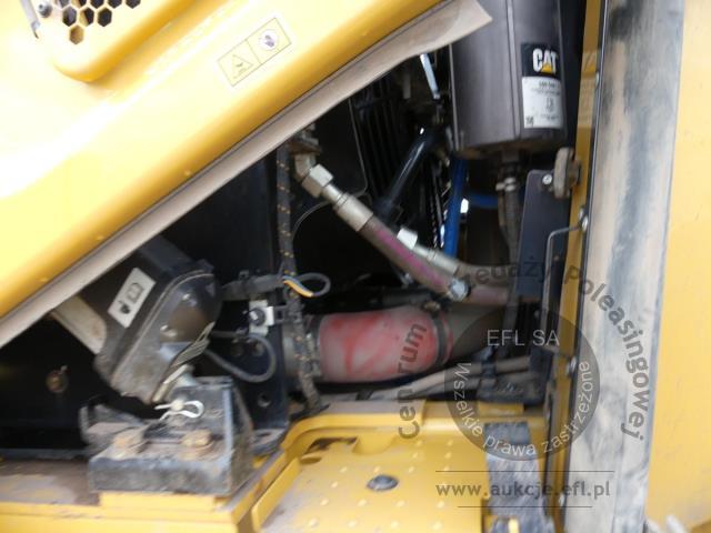 12 - Ładowarka kołowa CATERPILLAR 972 2022r.