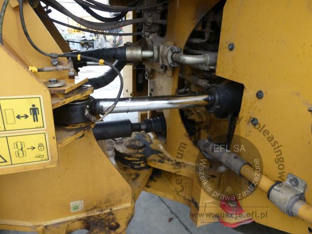 4 - Ładowarka kołowa CATERPILLAR 972 2022r.